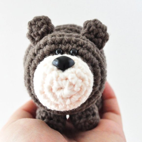 Brown Bear Crochet Kit - Picture 2 of 8